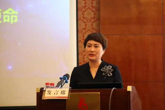 10-王艳洁代表优秀坊员发言.jpg